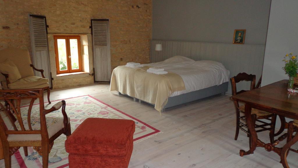 Maison Frankrijk Couloutre Room photo